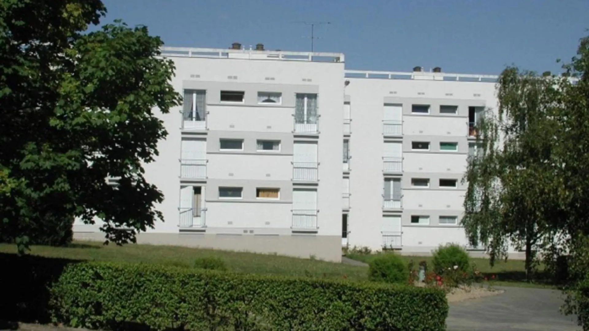 Cosylocation Bois Perrin location